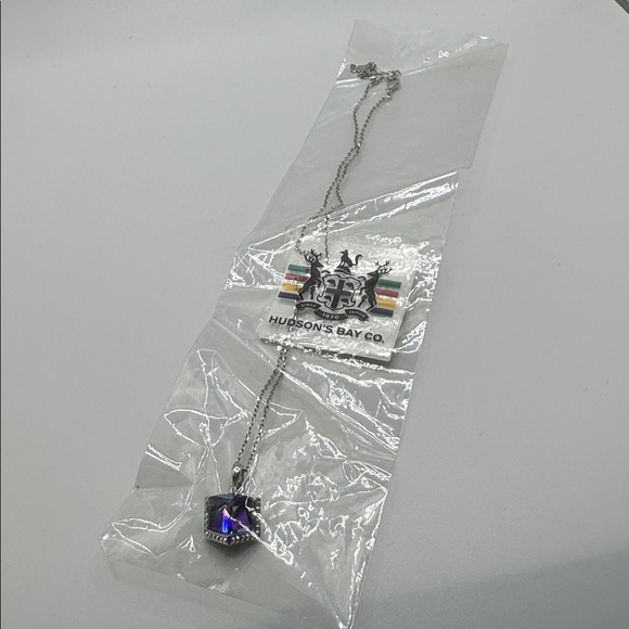 Swarovski Purple and Clear Crystal necklace with Silver-tone necklace - Picture 12 of 12